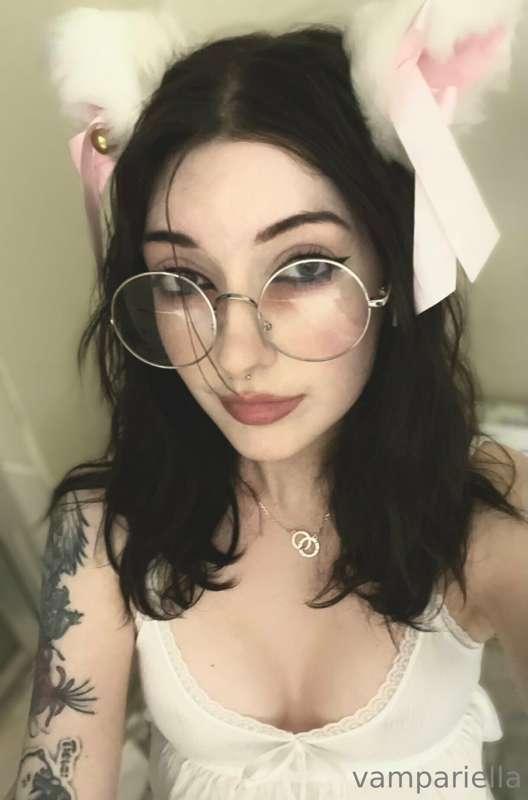 feelin cute