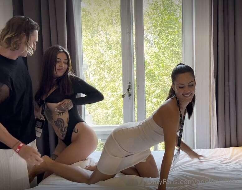 THREESOME WITH MY TATTOOED FRIEND AND BIG DICK🫦🔥 17 min vide..