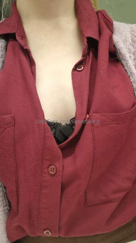 What my pussy looks like after wearing chastity & using a vi..