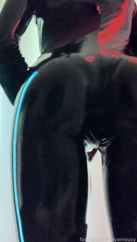 freyamousy image #5