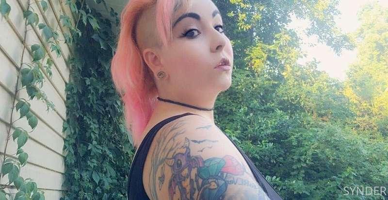 Can I be your big titty Disney princess?