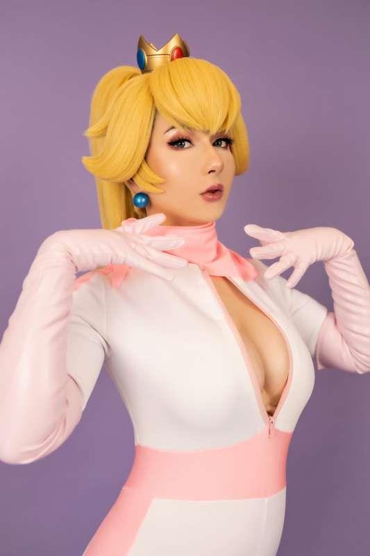 PEACHES PEACHES PEACHES PEACHES PEACHES~ 🎶🍑🎶