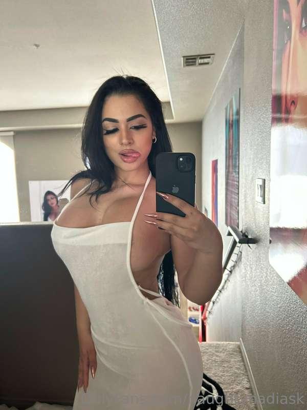 Should I wear a bra w this? 😜