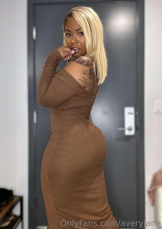 Take me out for a lovely night and you'll be rewarded 🥵