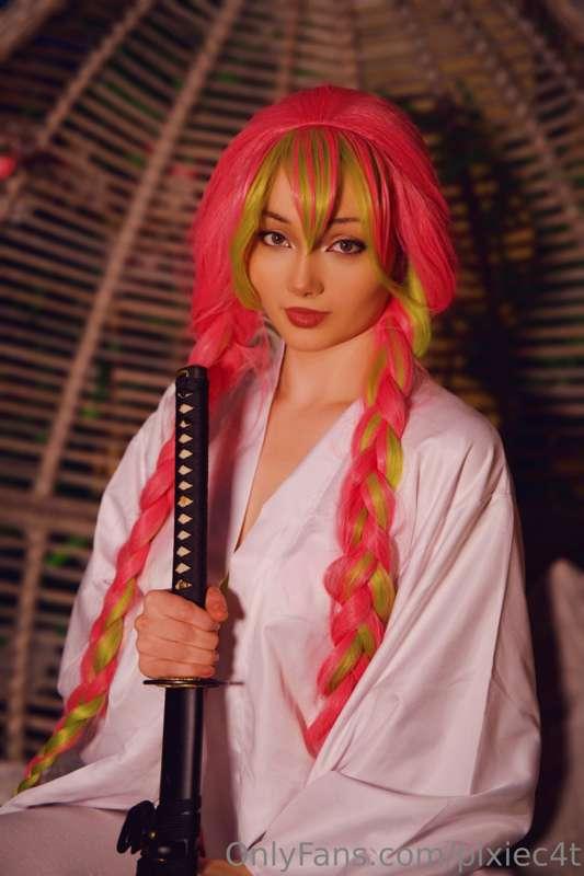 Mitsuri content (full HD set with nudes) drops to all my sub..