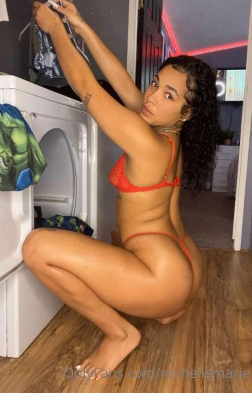 want me to do ur laundry while u watch me? 🤭🥵