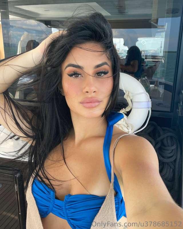 Hot mornings in Miami 💦