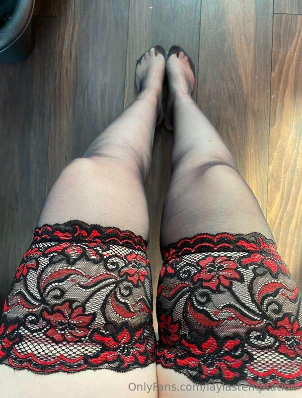 What do you think about this stocking top?😍