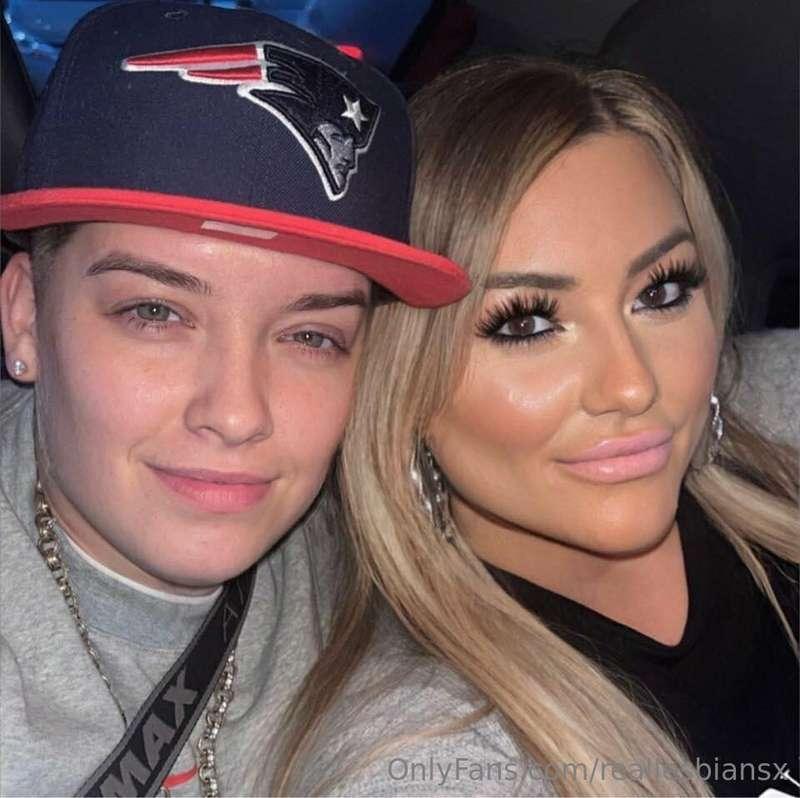 I wanna show you how I dominate Ash. DM me for more😈