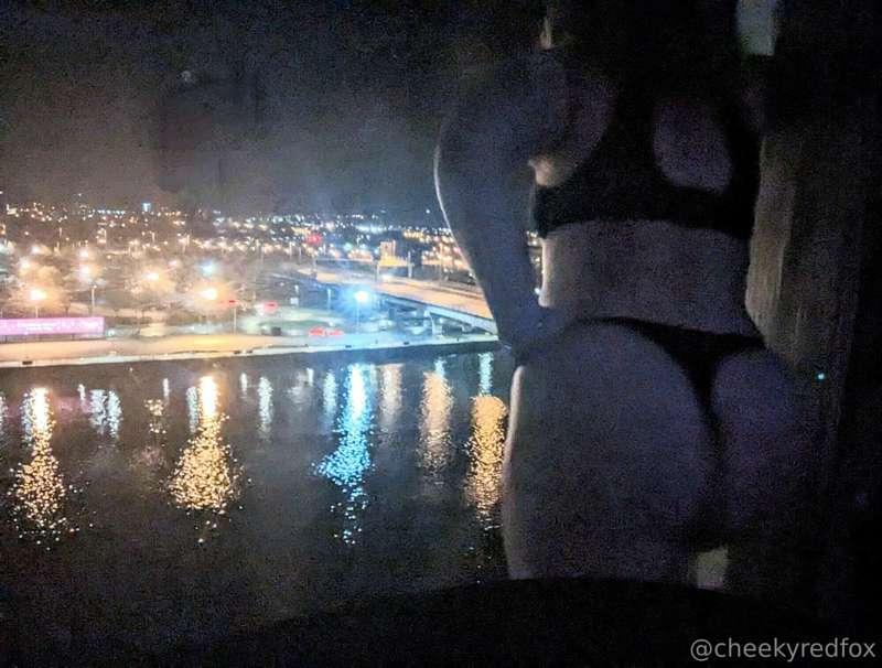 Belfast night lights - Mr Wolf and I are making the most of ..