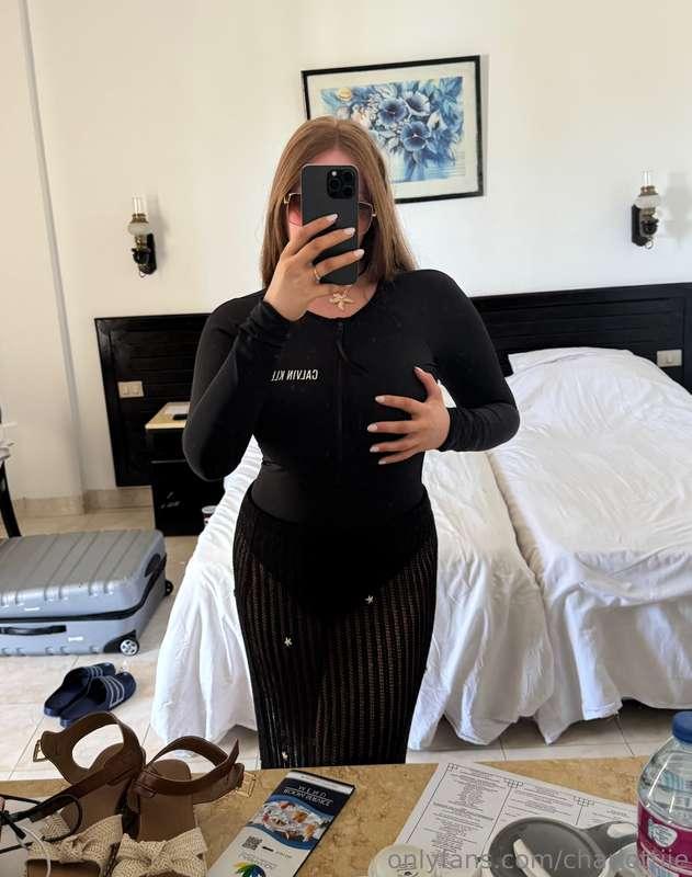 what are you plans for the weekend baby? I’m off to a pumpki..