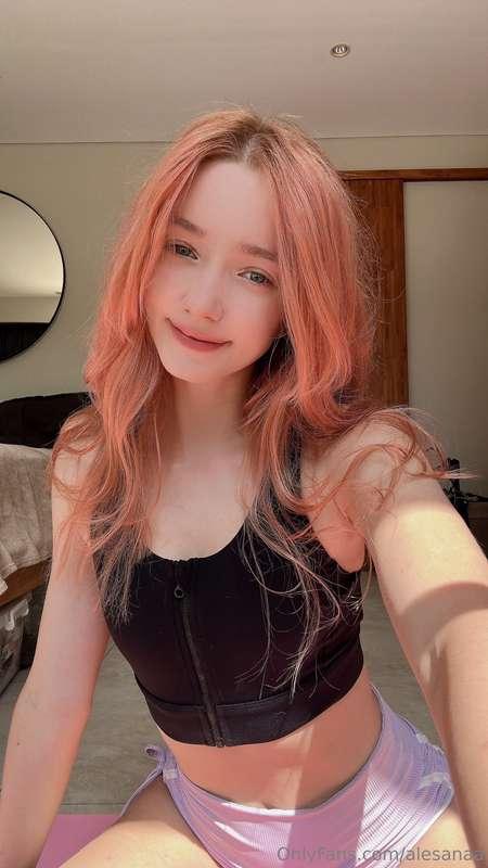 take a 5min break with me 😘 @magic_alice 