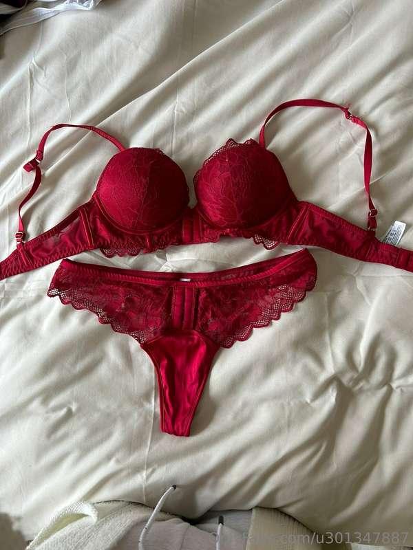 what lingerie do you prefer? i personally like black or red ..