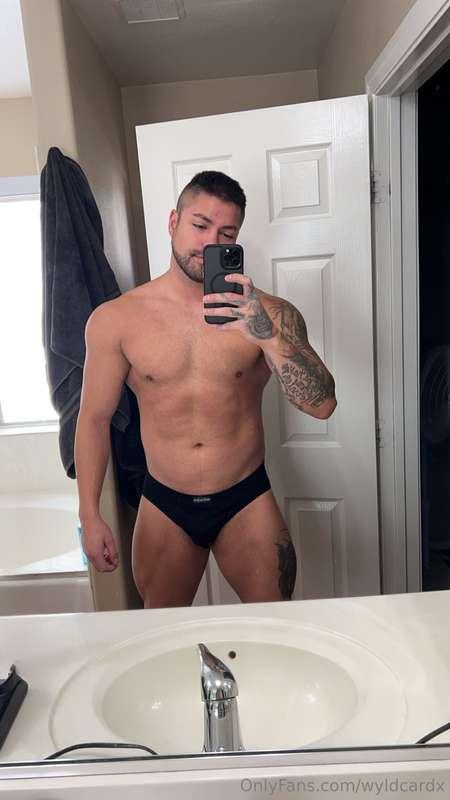 I should start wearing briefs again 🤔