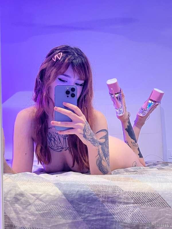 Te puedo pisar ? 😈 en plan romántico eh