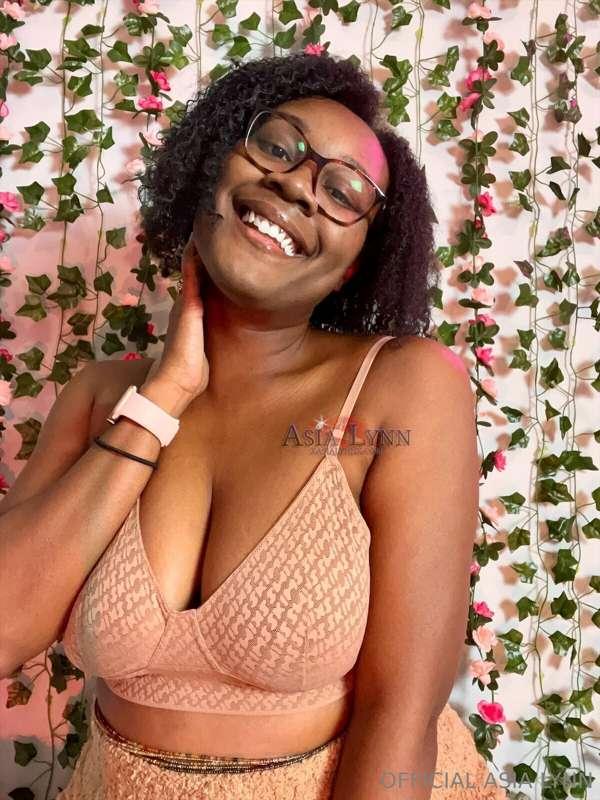 # smiles for you 😁
@xasialynnx