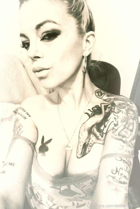 Another pic of me just saying hello xxx
