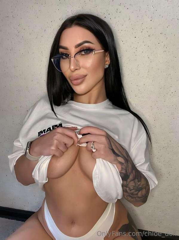 🔥 STOP SCROLLING 🔥@alina_greys 
🔥 Her wet pussy 🫦🫦 is waitin..