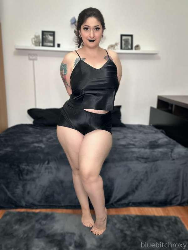 Do you like my black pijamas?