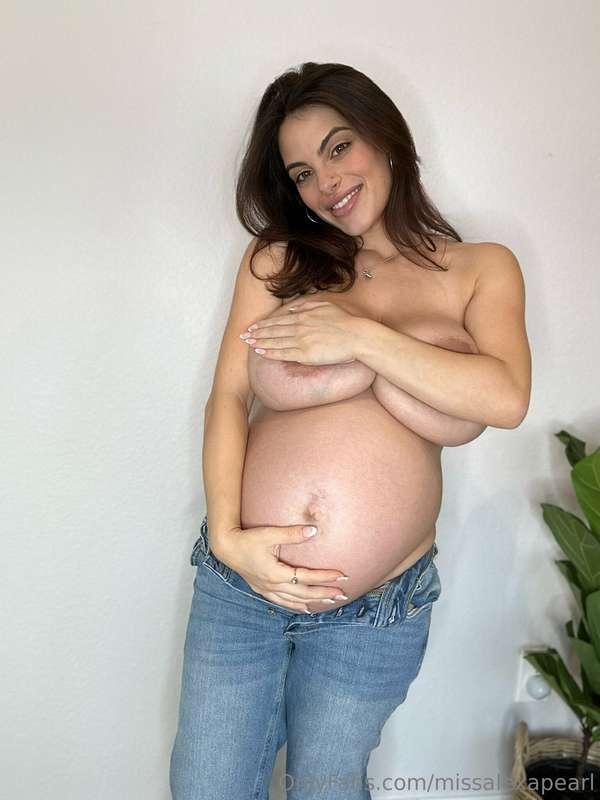 He said he’s ready to have another 😜🤪   Happy Friday 😄 Would..