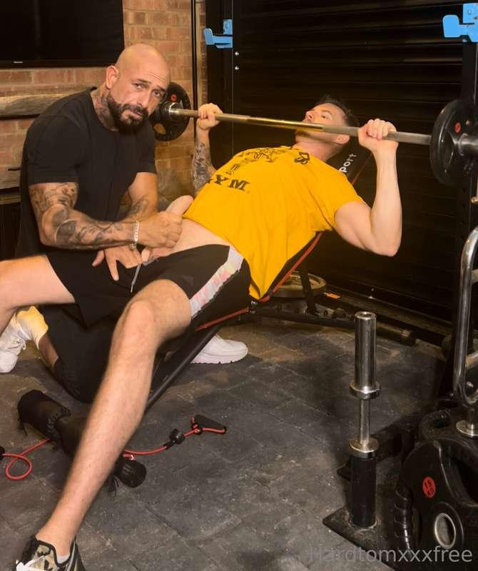 @stevenbarrett41 was my workout partner for the day 😉