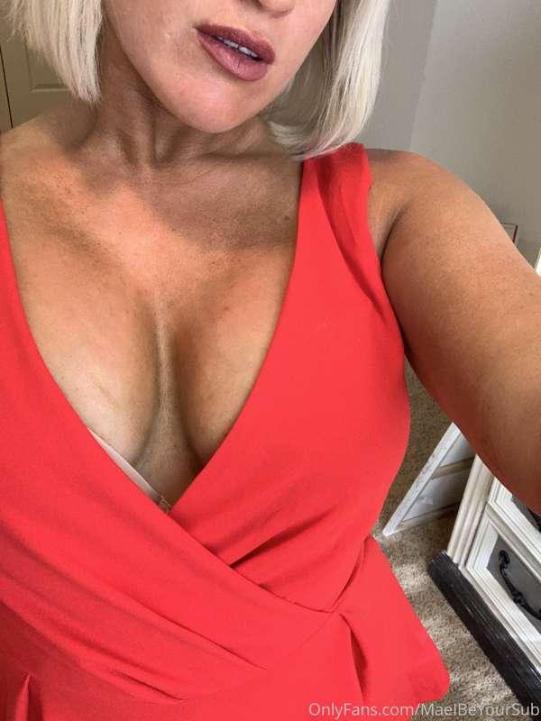 # FIRST FAN TO TIP $30 WILL RECEIVE $1,500 IN XXX CONTENT!!!