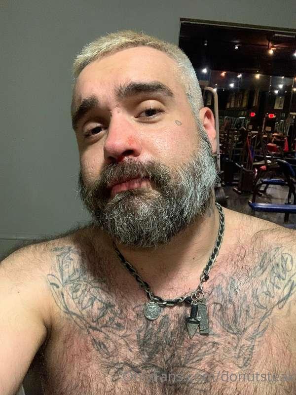 Hot muscle daddy really gonna fuck my face like I’m an actua..