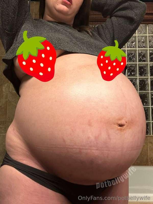 It feels like with each passing day by belly is growing heav..