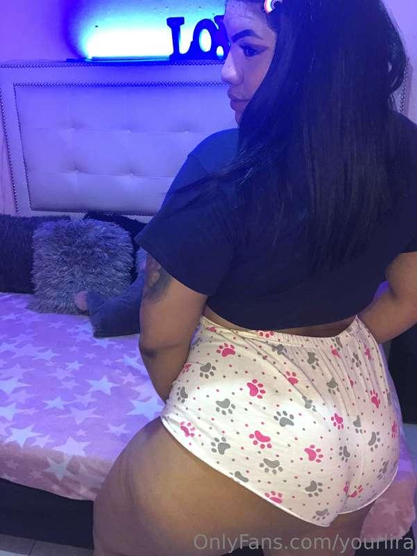 Sexy back? 🍑