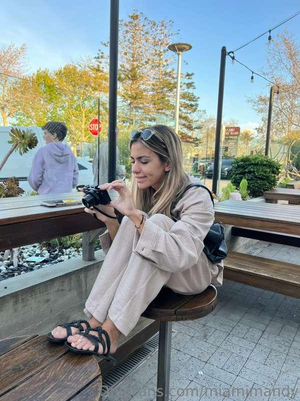 Guess what I'm taking a picture of in the comments! 😜