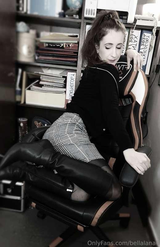 Want to play with my boots? 😈