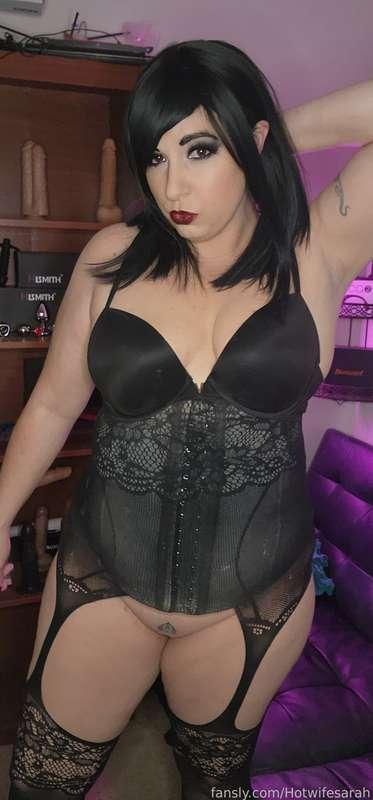 hotwifesarah image #14