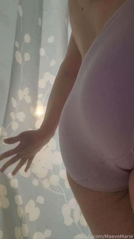 Watch me wet those briefs in the shower. Over 2 minutes

#pee #soaked #peeing #wetclothes #urine #omorashi