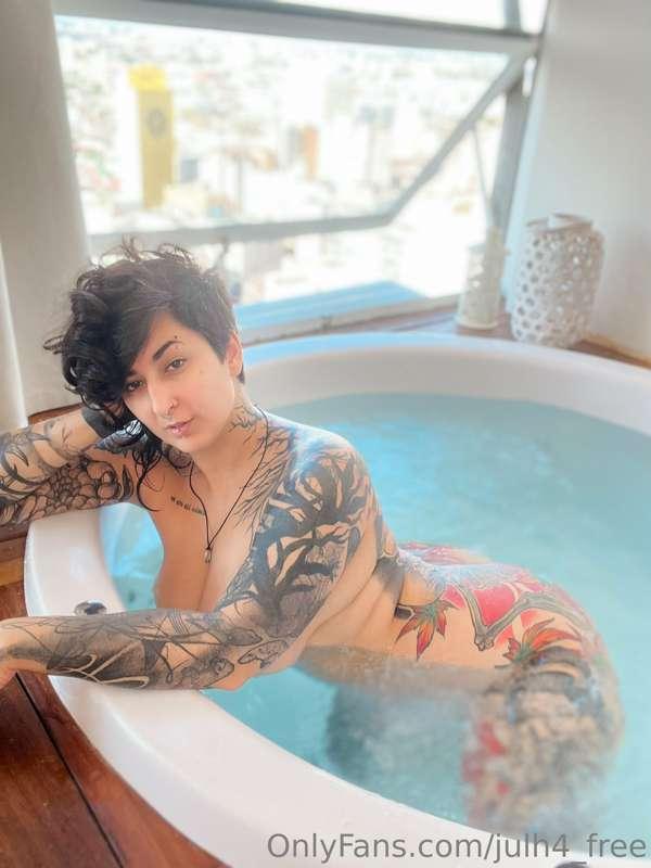 I hope you like being hot because this tub isn’t the only th..