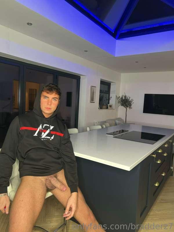 Had a long day today and could really do with some me time

..