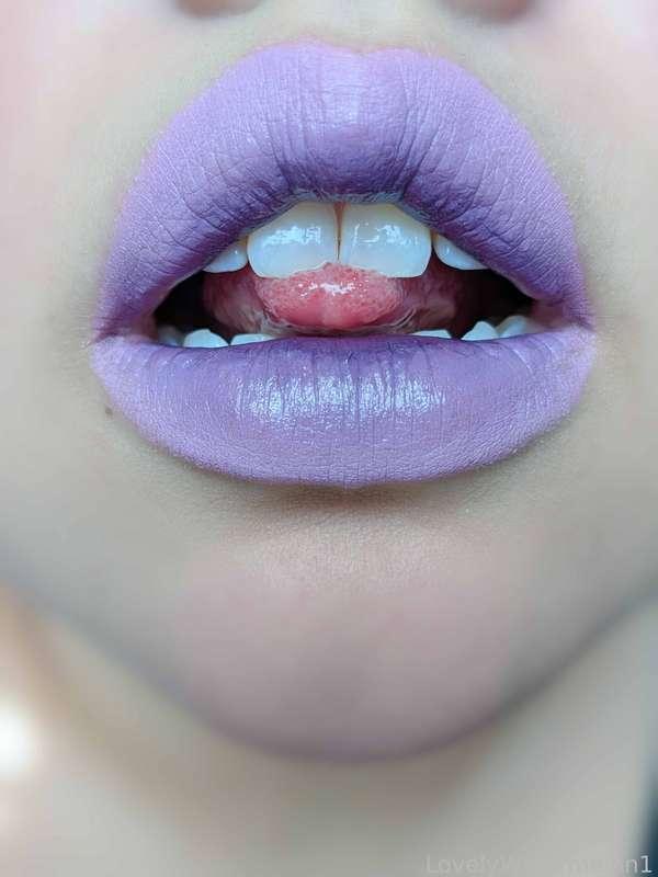 Lavender is just so lovely, reminds me of sunsets over the ocean right when it's about to storm... 😊🪻 Very romantic. What do you think? 

#FYP #LipstickFetish #Lipstick #Lips #LipGloss #MouthFetish #Mouth #Oral #Tongue #Tease #UpClose #Kisses #LovelyWatermelon1 #MoodyWatermelon1 