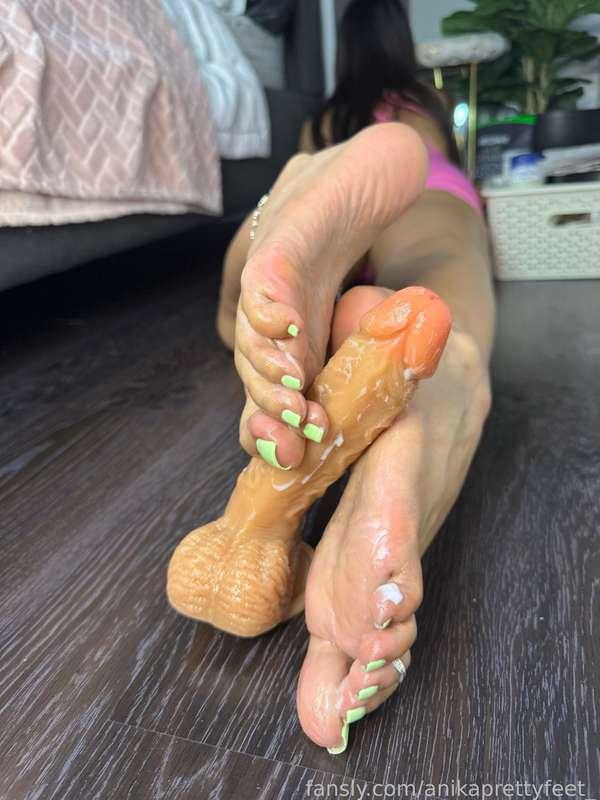 anikaprettyfeet_ image #26