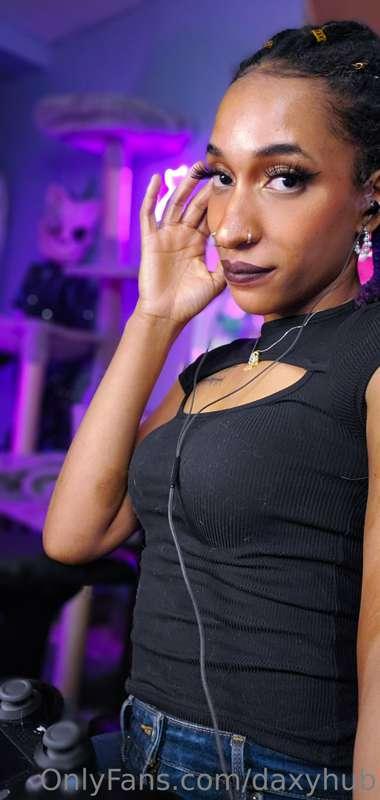 Wish I could wear wigs to work 😭😭😭