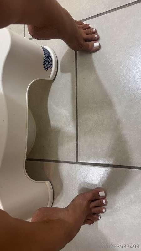 Potty break before 😴🛌