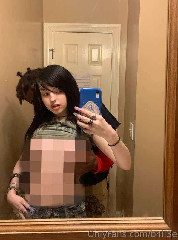 Who wants the uncensored? 👅