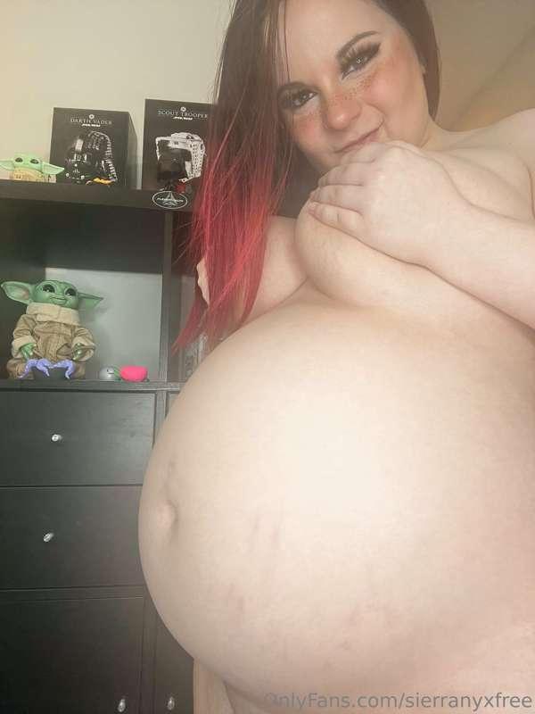 Into pregnant women? Unlock to see 10 nude photos of me with..