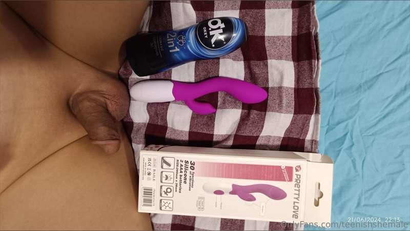 I wonder if it would really vibrate in me to make me cum sup..