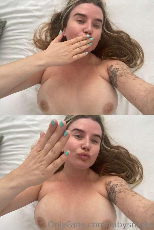 Blowing you a kiss 😘 did you catch it?