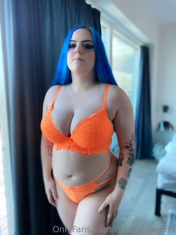 😈