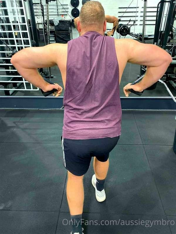 Not only dick pics - also gym progress, remember! Here I am ..