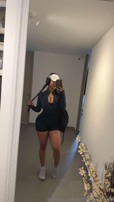 Gym clothes are also sexy 