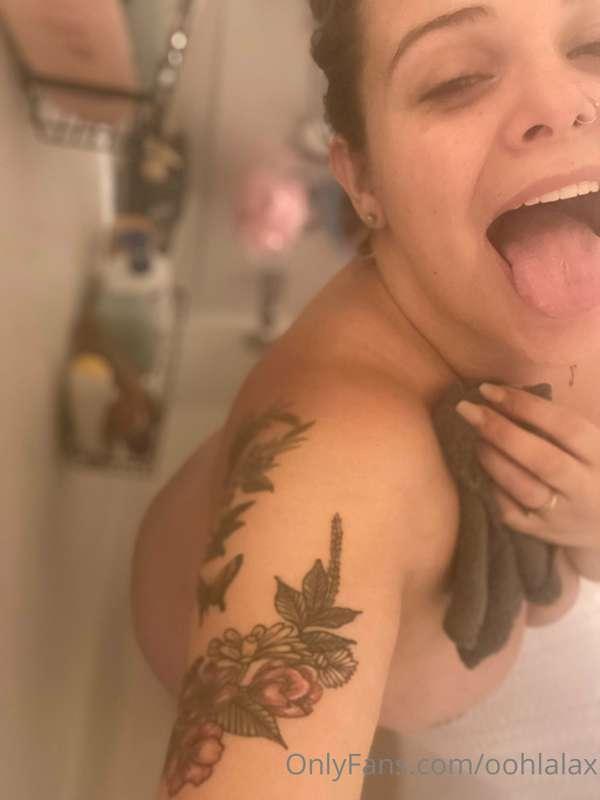 Let’s get dirty in the shower 💦