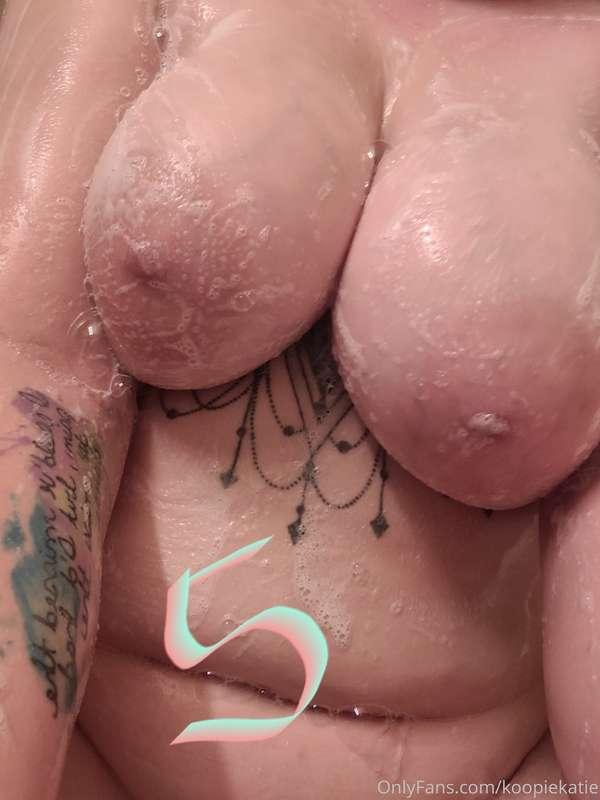 More soapy titties for your feed 😋