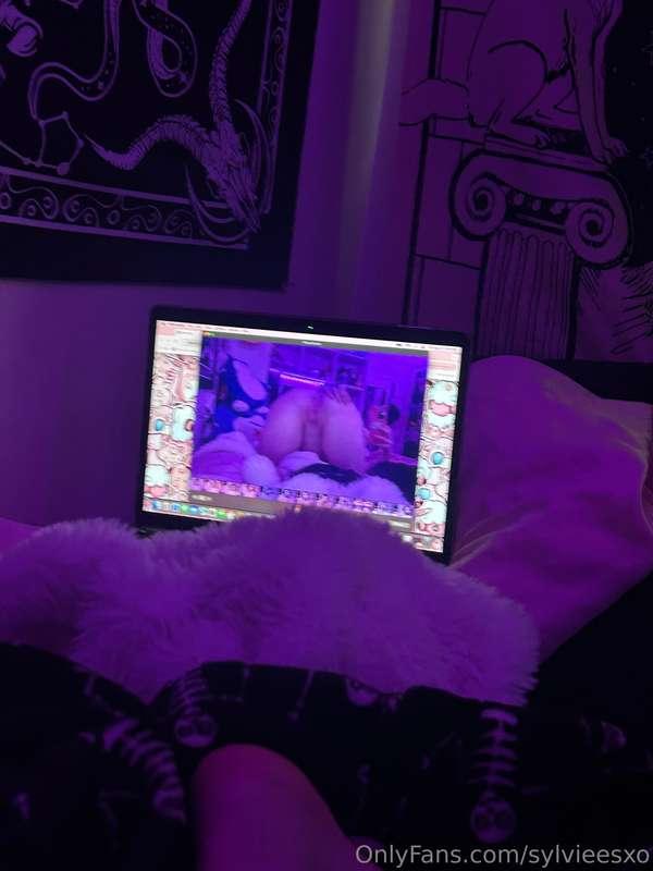 sylvieesxo image #5