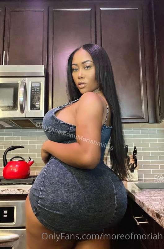 Who wants a c0ck rating ??? 🍆
Dm me that big dick... I'll ra..